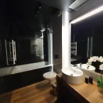 Apartment W Chmurach- 15 Pietro Osiedle Tysiaclecia- Prywatny Parking- Wielki Taras Z Widokiem Na Zachod Slonca *