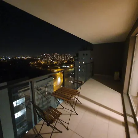 Apartament W Chmurach- 15 Pietro Osiedle Tysiaclecia- Prywatny Parking- Wielki Taras Z Widokiem Na Zachod Slonca