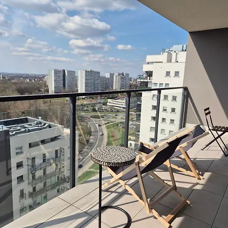 W Chmurach- 15 Pietro Osiedle Tysiaclecia- Prywatny Parking- Wielki Taras Z Widokiem Na Zachod Slonca * Kattowitz