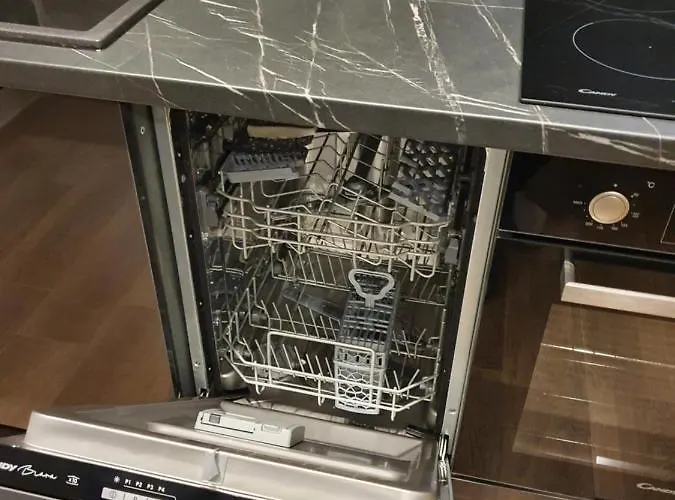 W Chmurach- 15 Pietro Osiedle Tysiaclecia- Prywatny Parking- Wielki Taras Z Widokiem Na Zachod Slonca *