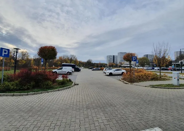 W Chmurach- 15 Pietro Osiedle Tysiaclecia- Prywatny Parking- Wielki Taras Z Widokiem Na Zachod Slonca