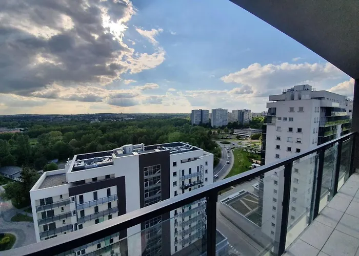 W Chmurach- 15 Pietro Osiedle Tysiaclecia- Prywatny Parking- Wielki Taras Z Widokiem Na Zachod Slonca Διαμέρισμα Κατοβίτσε