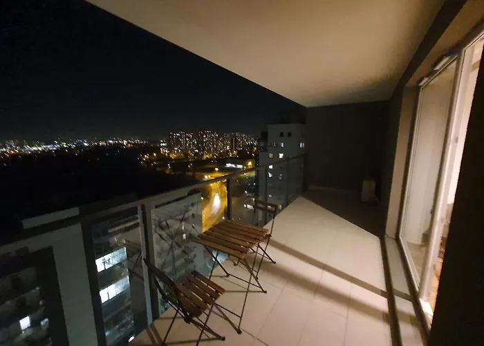 W Chmurach- 15 Pietro Osiedle Tysiaclecia- Prywatny Parking- Wielki Taras Z Widokiem Na Zachod Slonca