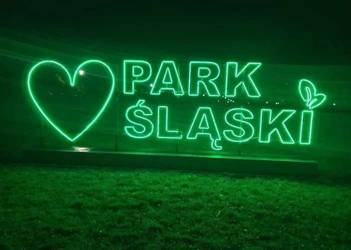 W Chmurach- 15 Pietro Osiedle Tysiaclecia- Prywatny Parking- Wielki Taras Z Widokiem Na Zachod Slonca Κατοβίτσε