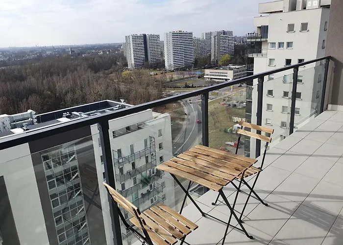 Διαμέρισμα W Chmurach- 15 Pietro Osiedle Tysiaclecia- Prywatny Parking- Wielki Taras Z Widokiem Na Zachod Slonca