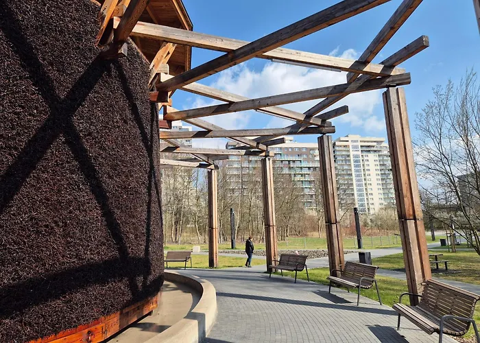 W Chmurach- 15 Pietro Osiedle Tysiaclecia- Prywatny Parking- Wielki Taras Z Widokiem Na Zachod Slonca *