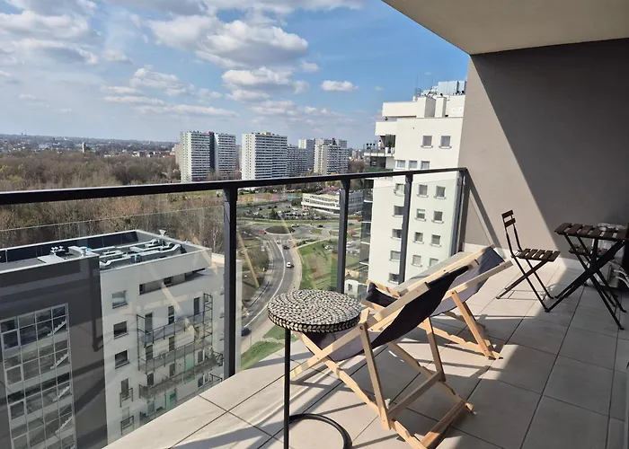 W Chmurach- 15 Pietro Osiedle Tysiaclecia- Prywatny Parking- Wielki Taras Z Widokiem Na Zachod Slonca * Κατοβίτσε